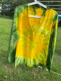 T-Shirts bemalen/batiken