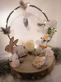 Bunter Osterzauber &ndash; Wir basteln einen fr&ouml;hlichen Dekoring!