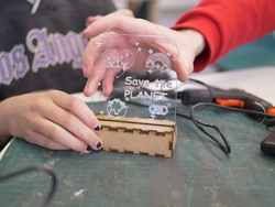 makerAcademy: Plexi-Lights