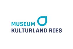 Land.schafft.Klang: Vogeltr&auml;nke bauen