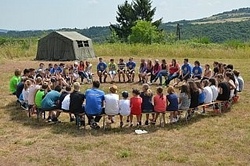 Zeltlager der Pfarrei Daun Heilig Geist nach N&ouml;then bei Bad M&uuml;nstereifel