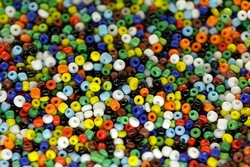 Armb&auml;nder und Perlenketten selber machen (3)