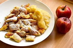 Kaiserschmarrn mit Apelmus - alles selbstgemacht