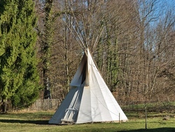 Das gro&szlig;e Kinderzeltlager in Mittermarchenbach