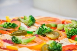 Wir machen unser Mittagessen selbst - Pizza und Co.