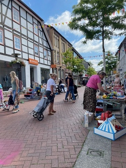Kinderflohmarkt in der Fu&szlig;g&auml;ngerzone