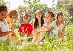 Sonne, Snacks & ein Imposter