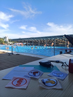 Badetag mit Wasserspielen und Schwimmabzeichen