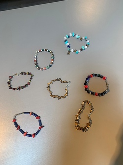 Schmuck herstellen im Schulmuseum 