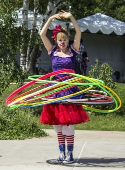 Kindersport: Hula-Hoop und Reifenspiele