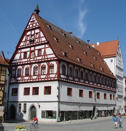 Verwaltungsf&uuml;hrung - was steckt hinter unserer Stadtverwaltung?