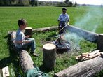 Rund ums Feuer 