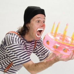 Clownstheater f&uuml;r Kinder: Joaquino Payaso und seine sieben Koffer
