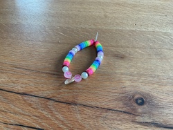 M&auml;dchenworkshop: Bunte Armb&auml;nder gestalten