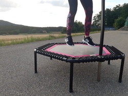  Jumping Kids