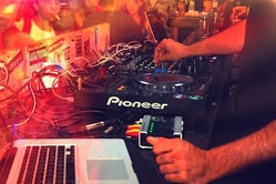 Beat & Bass &ndash; Der DJ-Schnupperkurs - Ausgebucht !