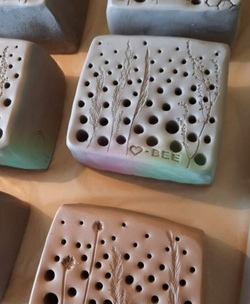 Kreative Entdeckungsreise ,,Bienen''