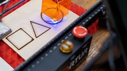 Kreativ mit dem Laser im Kl&uuml;terRaum