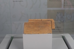Notizbuch der Antike - Schreibt&auml;felchen aus Holz und Bienenwachs