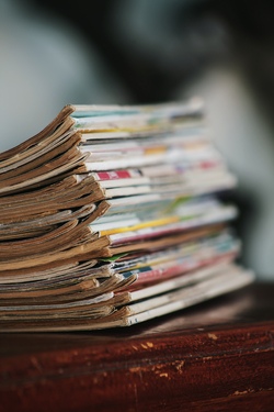 Zine Workshop f&uuml;r M&auml;dchen*: Wir gestalten gemeinsam Magazine!