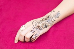 Henna-Tattoos gestalten
