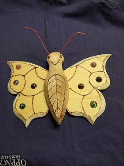 Schmetterling aus Holz gestalten