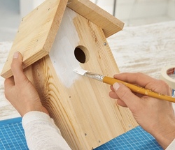 Vogelhaus bauen und gestalten 