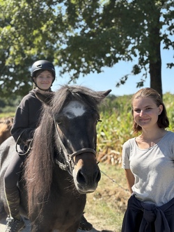 Ponys Hautnah - Auf dem Pferder&uuml;cken durch den Sommer&hellip;