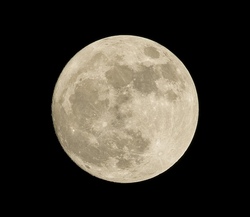 Magische Vollmond-Wanderung: Vom Abendrot ins Mondlicht