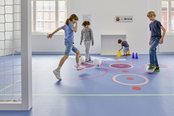 Kunst-Sport-Abzeichen - Eine Rallye durch die Ausstellung "Spielfeld. Sport & Kunst"