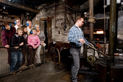Tagesfahrt nach Solingen: Gesenkschmiede und Metallwerkstatt