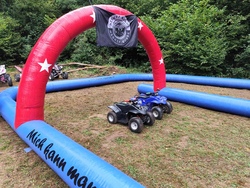 Quad fahren f&uuml;r kleine Rennfahrer 