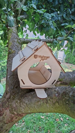 Holzvogelh&auml;uschen aus Sperrheolzplatten bauen
