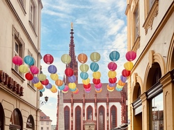 Kultur f&uuml;r Kids: Stadtentdecker aufgepasst! - Architektour durch die W&uuml;rzburger Altstadt