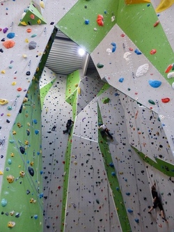 EASY-CLIMB ESSEN &ndash; Kletteraction bis 16 Meter H&ouml;he
