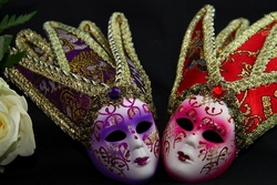 Schaurig-sch&ouml;ne Halloween-Masken; Masken Workshop