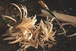 Mit Holz und Hand - kreativ im Dorfgarten