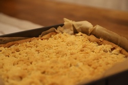 Treffpunkt K&uuml;che: "Ran an die Sch&uuml;sseln!" - Apfelkuchen vom Blech