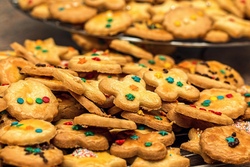 Pl&auml;tzchen backen im Jugendtreff