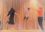 gro&szlig;e Theaterschule - eigenen Szenen erfinden - verschiedene Rollen ausprobieren, Akrobatische Bewegung 1 (5-t&auml;giger Kurs)