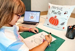 Plotter-Kreativzeit - Kids / Kuschelkissen kreativ gestaltet
