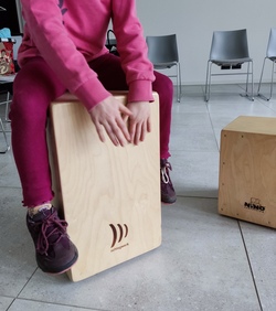 Cajon Trommeln in den Herbstferien - Für Kinder ab 7 Jahren